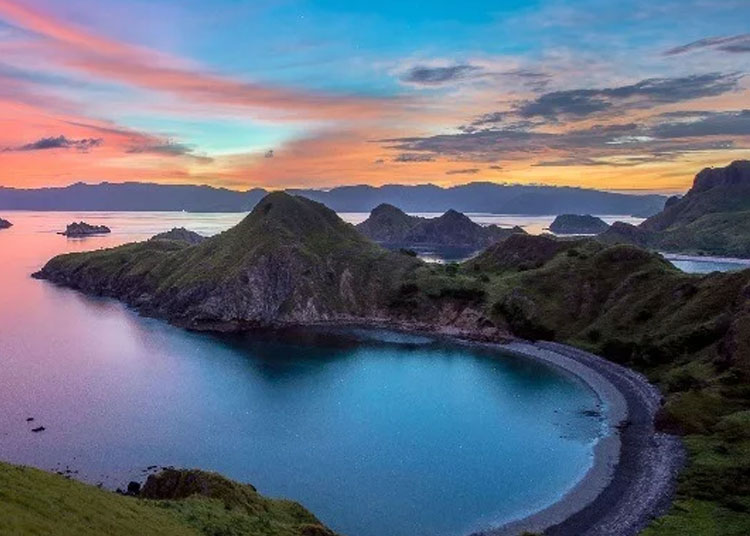 labuhan bajo