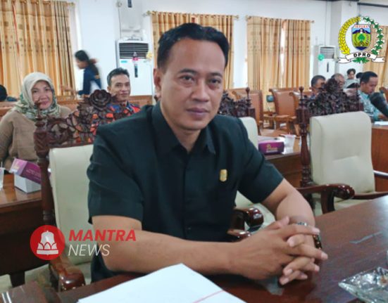 Ketua Fraksi NasDem DPRD Jepara Padmono Wisnugroho. (Tomi Budianto/Mantranews.id)