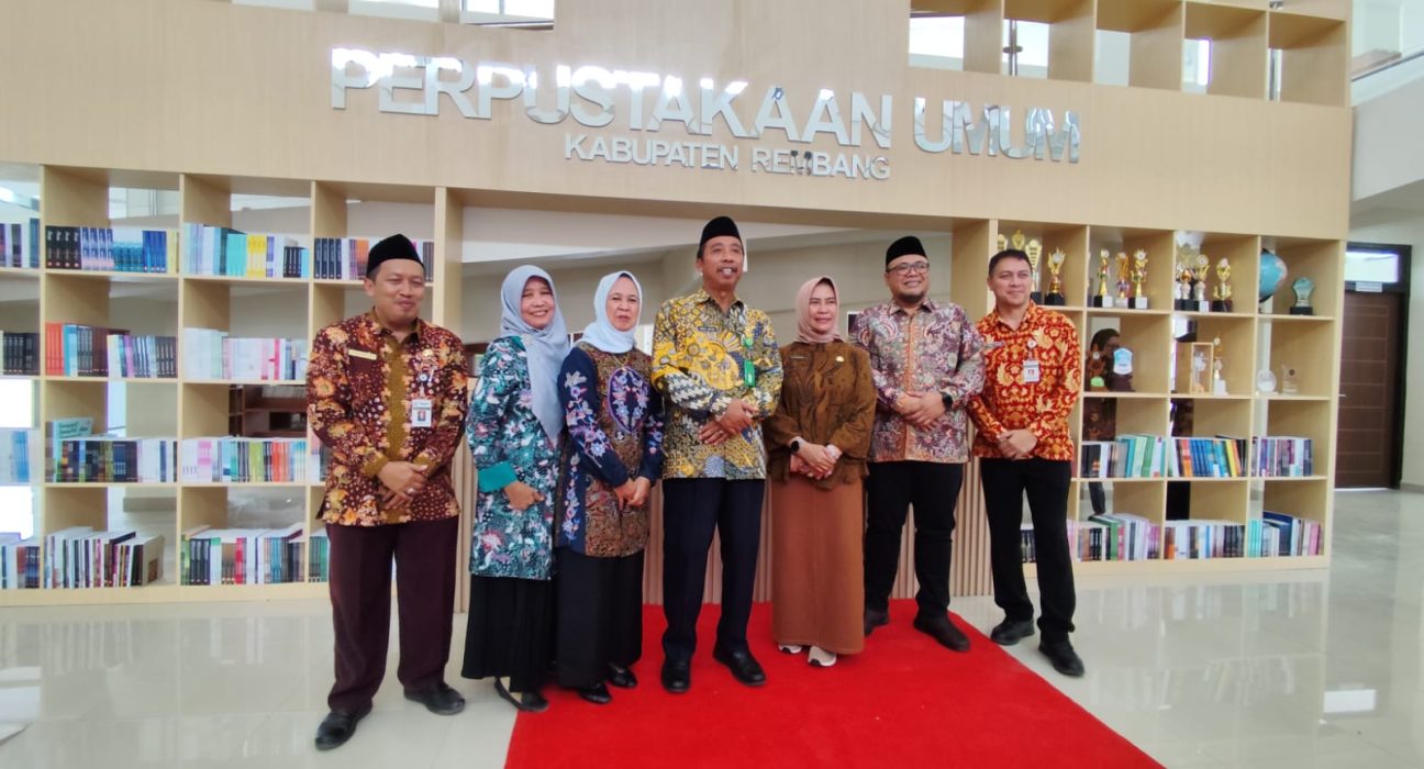 Gedung Perpustakaan Baru Rembang