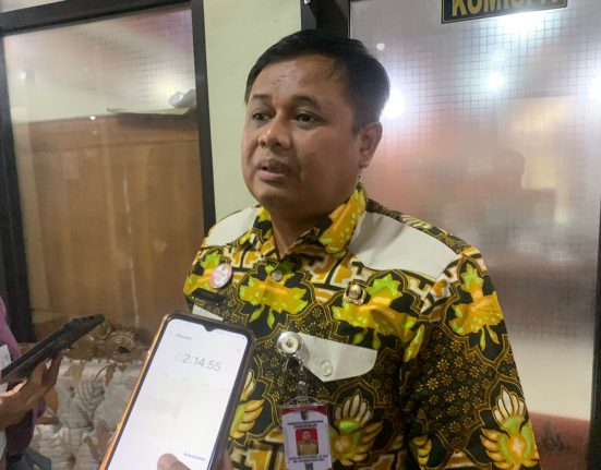 Gaji Guru Honorer di Demak