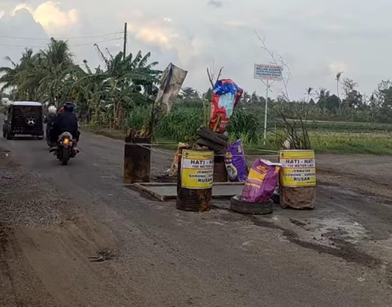 Jalan Tayu-Dukuhseti