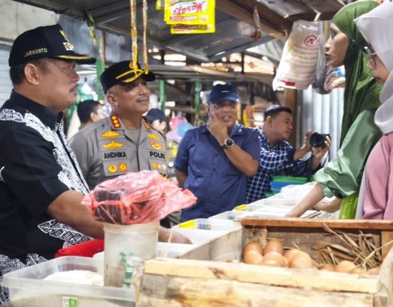 Harga Bahan Pokok di Pati