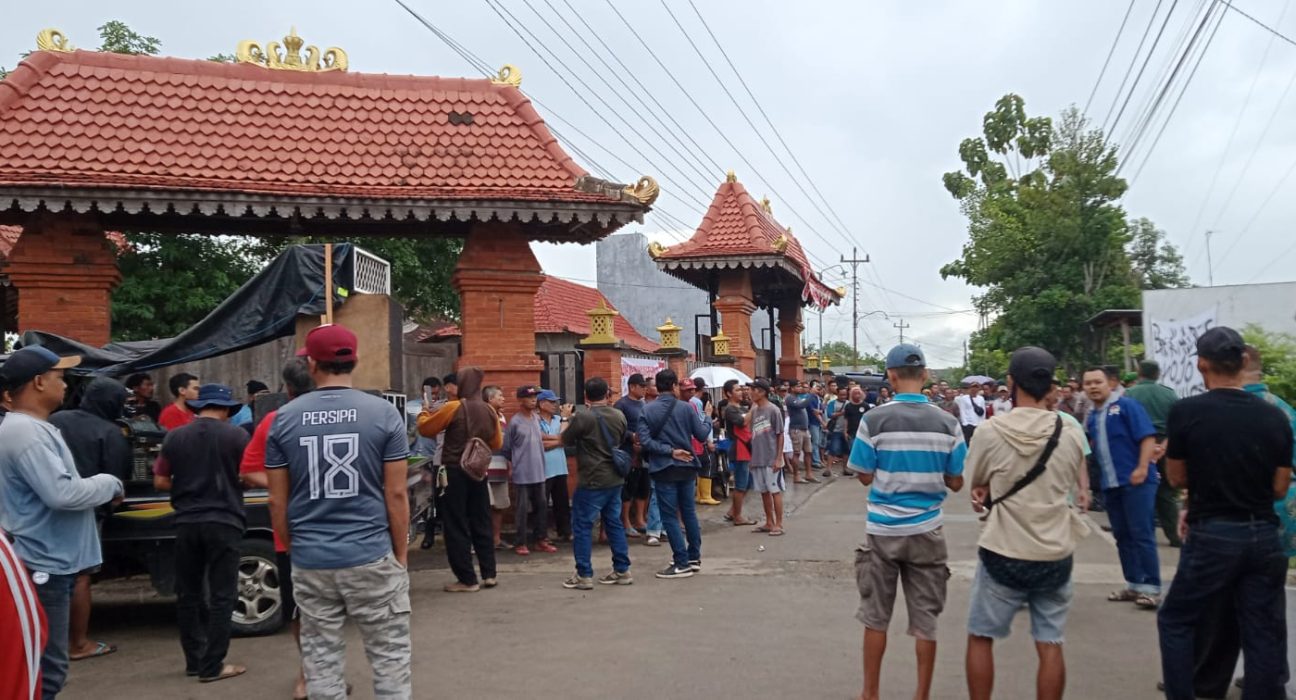 Desa Dengkek
