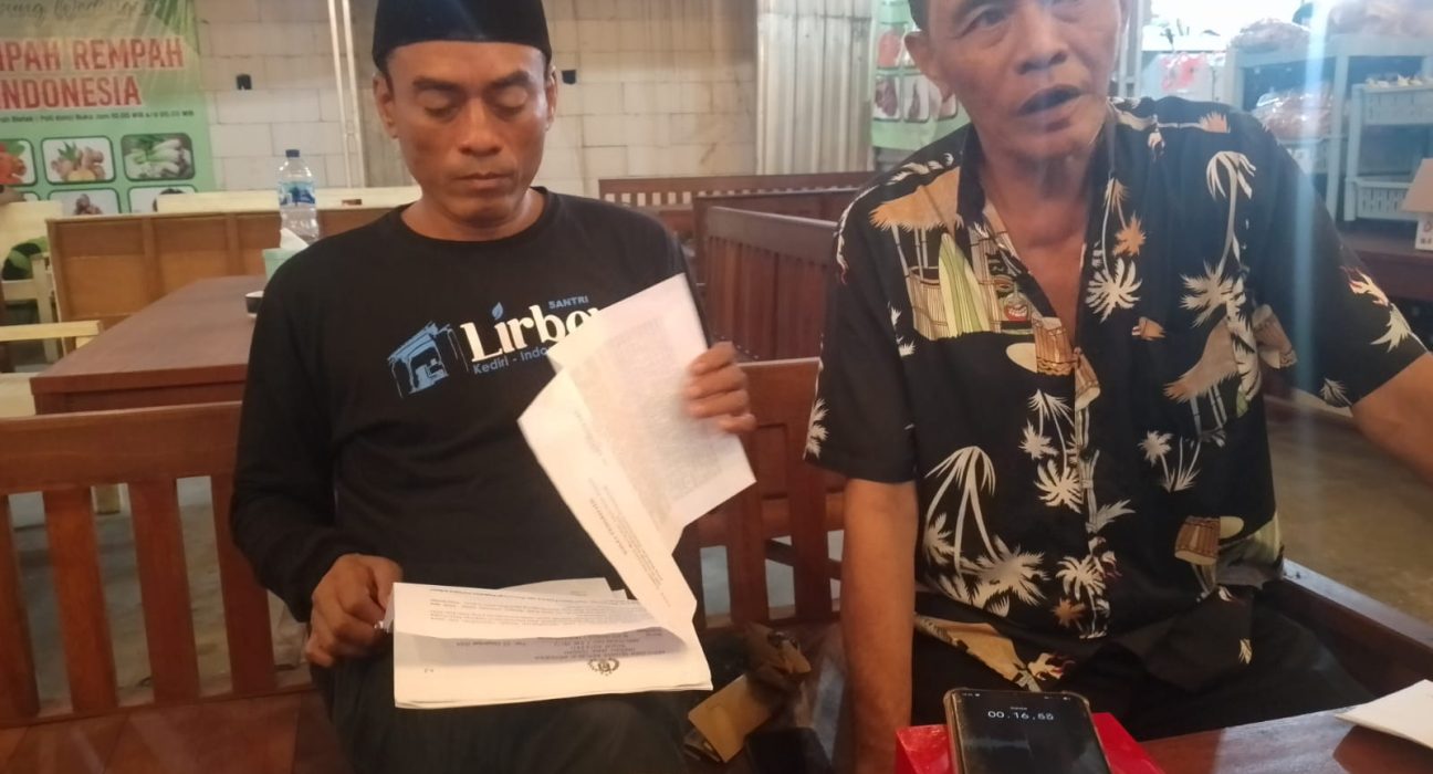 Warga Kaliampo