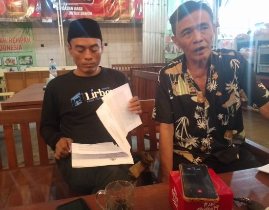 Warga Kaliampo