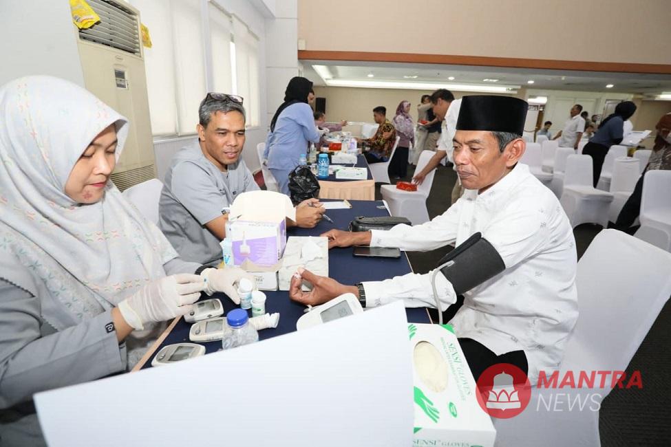 Wabup Demak terpilih Muhammad Badruddin menjalani pemeriksaan kesehatan sebelum pelantikan di Jakarta, belum lama ini. (Dok. Pribadi | Mantranews.id)