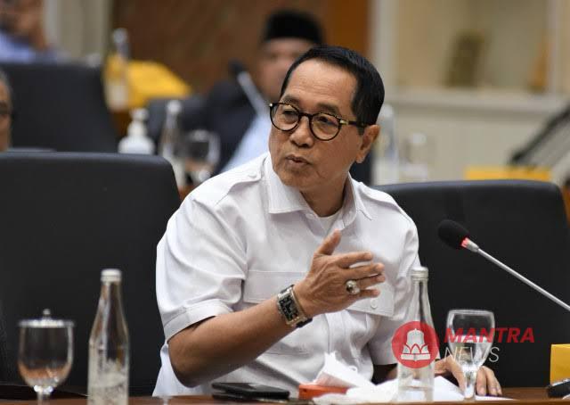 Curiga Ada Bekingan Oknum, Anggota DPR RI Firman Soebagyo Heran Kades Kohod Jadi Tersangka Kasus Pagar Laut: Dia Punya Kemampuan Apa? 2 Kabupaten Pati