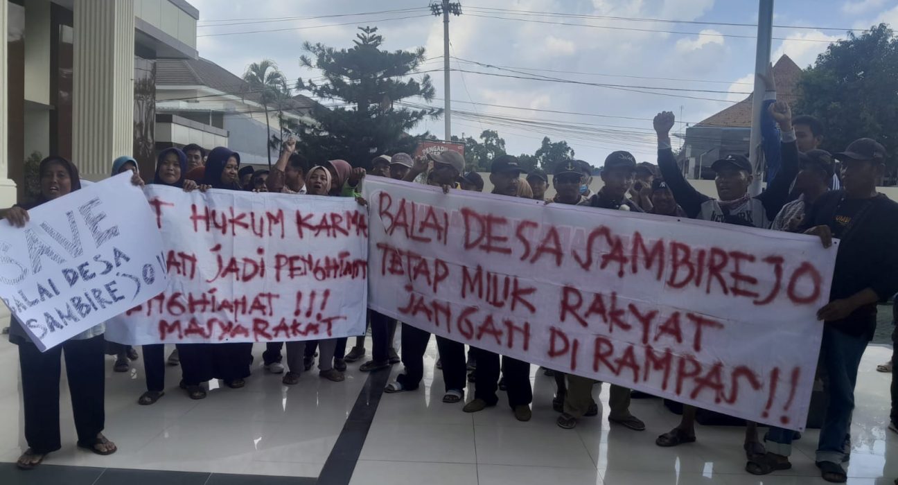 warga desa sambirejo