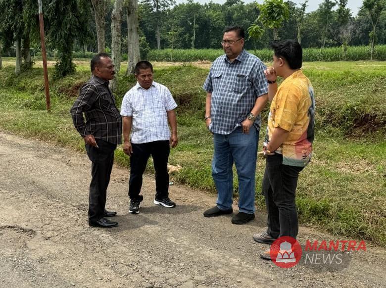 Jalan Rusak di Kecamatan Margorejo Jadi Sasaran Sidak Komisi C DPRD Pati 2 WhatsApp Image 2025 02 20 at 15.36.41