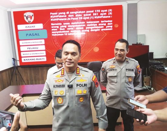 Kepala Polrestabes Semarang Kombes M. Syahduddi saat diwawancara awak media. (Syahril Muadz | Mantranews.id)