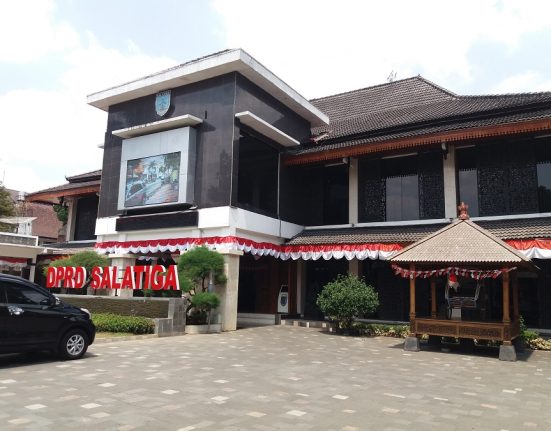 Suasana Kantor DPRD Kota Salatiga. (Angga Rosa | Mantranews.id)