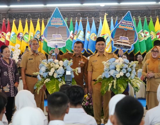 RUMAH RAKYAT