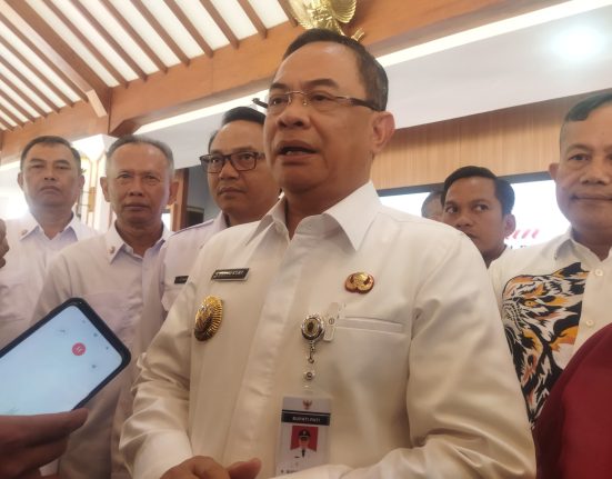 Bupati Pati Sudewo