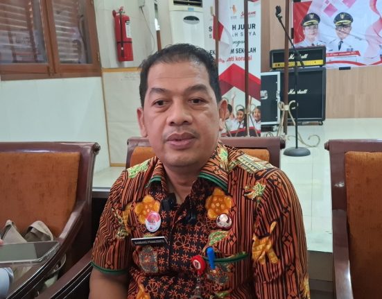 Kepala Dinas Pendidikan Kota Semarang = Bambang Pramusinto (Lingkar Media Group Network)