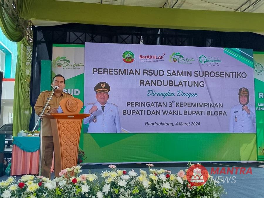 Bupati Blora Arief Rohman saat meresmikan RSUD Samin Surosentiko tahun lalu. (Eko Wicaksono | Mantranews.id)