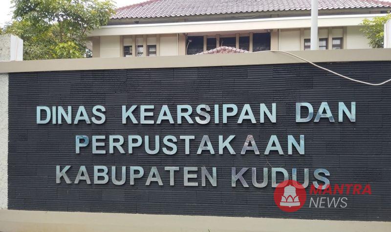 Landmark Kantor Dinas Kearsipan dan Perpustakaan Kabupaten Kudus. (Lingkar Media Group Network)