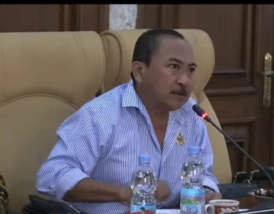 Anggota Fraksi Gerindra sekaligus anggota Pansus Hak Angket Irianto Budi Utomo ketika diwawancarai.