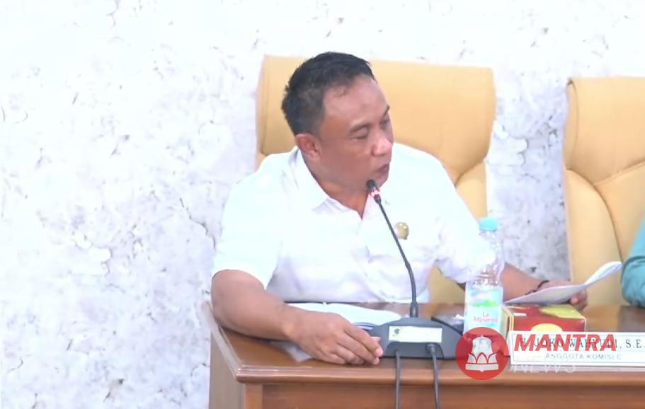 Joko Wahyudi, anggota Pansus Hak Angket DPRD Pati, hadir di sidang yang juga dihadiri oleh Torang Manurung yang kini mengundurkan diri dari Ketua Dewas RSUD Soewondo