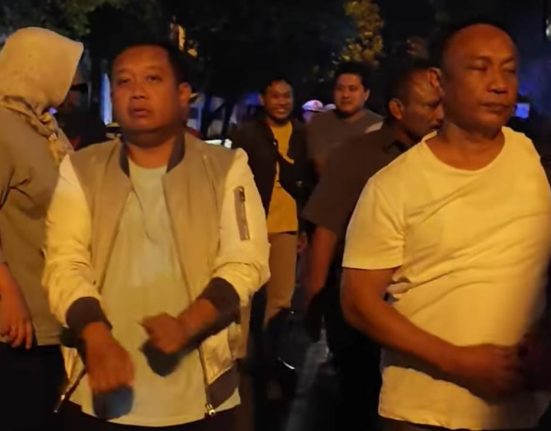 Anggota Pansus Hak Angket DPRD Pati tiba di Bumi Mina Tani usai menjumpai Kemendagri dan BKN.