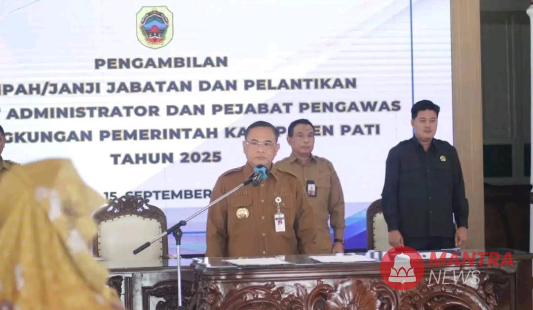 Bupati Pati Sudewo melantik pejabat Pemkab Pati. DPRD Pati ikut menyoroti soal pergeseran pejabat.