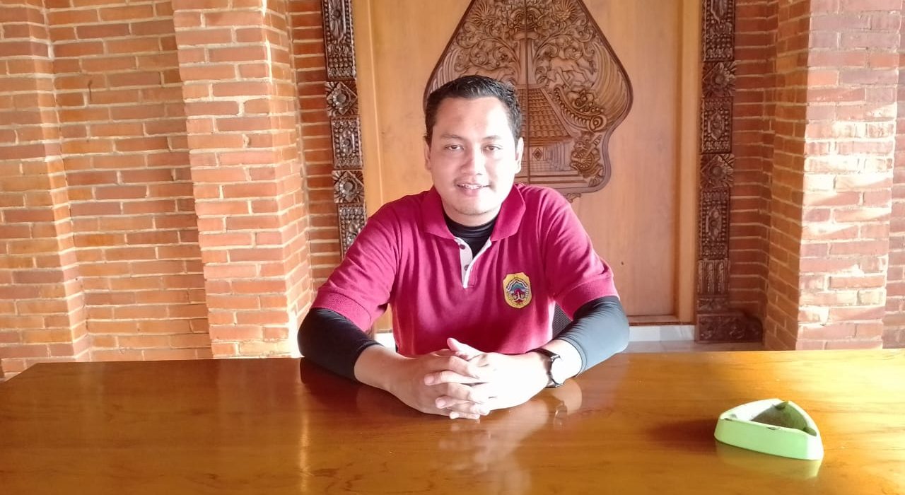 Kades Tambahmulyo