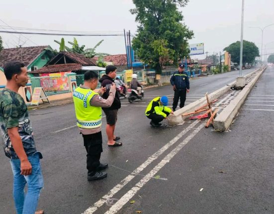 Jalan Pati-Kudus