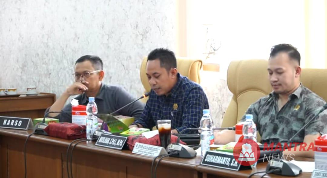 Panitia Khusus (Pansus) Hak Angket DPRD Pati meminta keterangan dari mantan pegawai honorer RSUD Soewondo untuk mendalami kasus yang diselidiki.