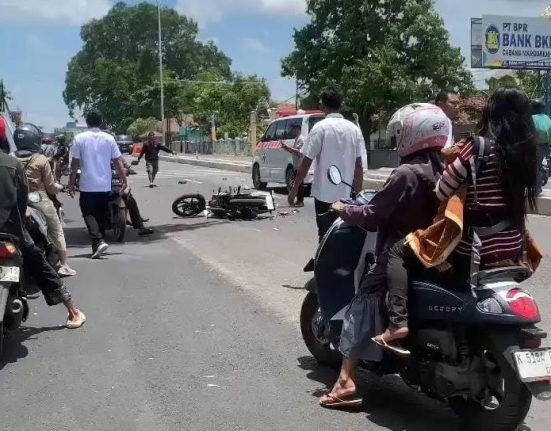 Jalan Pati-Kudus