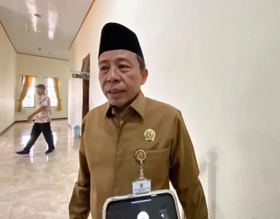 Wakil Ketua II DPRD Pati Bambang Susilo saat dimintai keterangan
