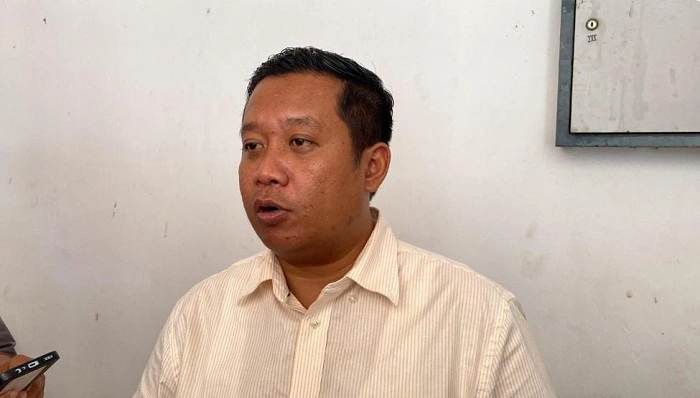Ketua Pansus Hak Angket DPRD Pati Teguh Bandang Waluyo saat diwawancarai