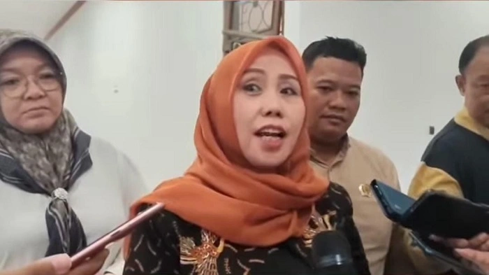Sekretaris Pansus Hak Angket DPRD Pati Muntamah saat diwawancara