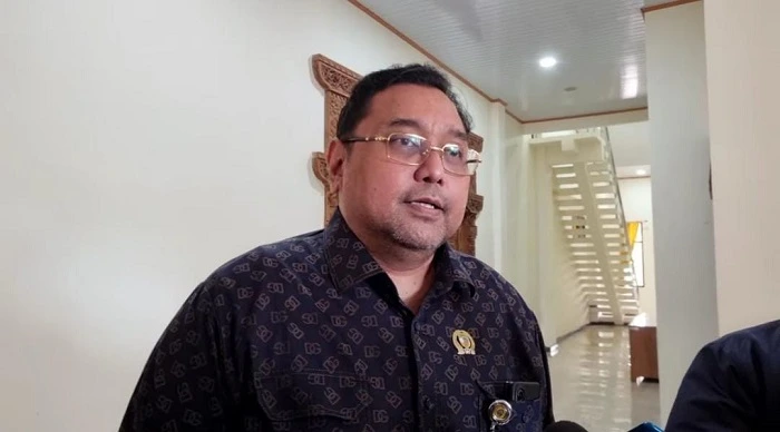 Anggaran Proyek Infrastruktur DPUTR Pati Dinilai "Tak Masuk Akal", Komisi C Ancam Sidak 1 Ketua Komisi C DPRD Pati Joni Kurnianto menanggapi anggaran proyek DPUTR yang bengkak.