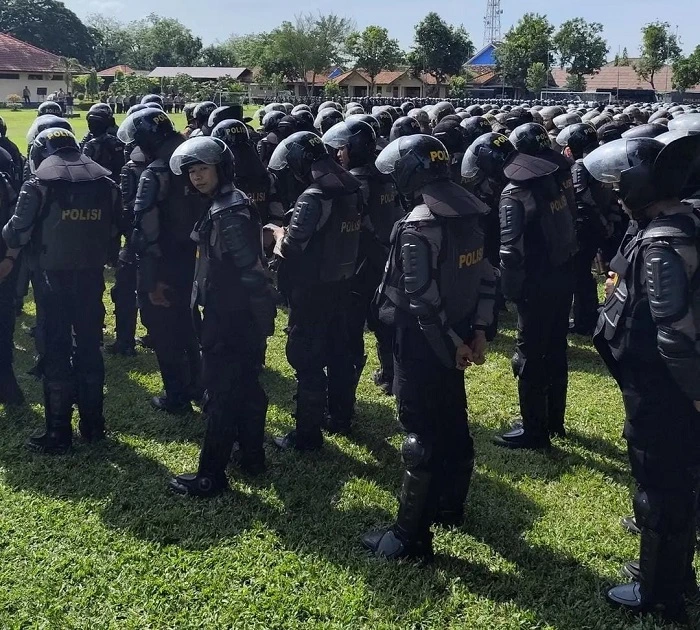 Ketua DPRD Pati Minta Polisi Humanis Kawal Paripurna Hak Angket 1 Personel kepolisian siap mengawal jalannya sidang paripurna hak angket pemakzulan Bupati Pati Sudewo