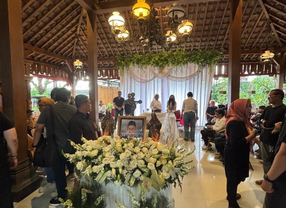 V. Djoko Riyanto Suami Wali Kota Semarang Meninggal Dunia Hari Ini, Sahabat dan Kolega Sampaikan Duka Cita 1 V. Djoko Riyanto