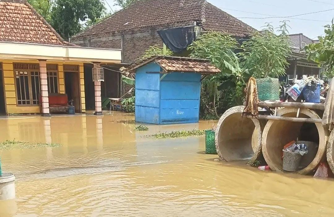 Sungai Bangklean Meluap, Ratusan Rumah di Jakenan Pati Terendam Banjir 1 sungai bangklean