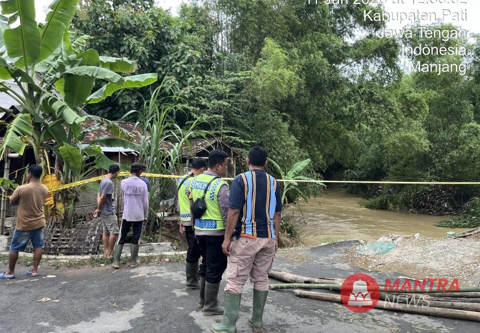 Diguyur Hujan Lebat, Jembatan Penghubung Jaken-Sumber Di Desa Manjang Terputus 1 Screenshot 20260111 1419542
